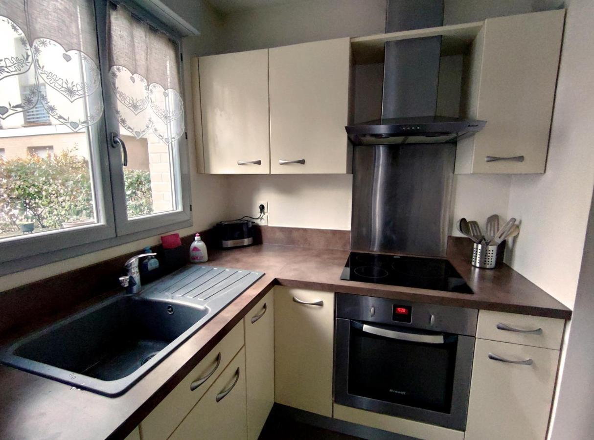 Appartement Avec Jardin Et Terrasse Pres De Paris Mantes-la-Jolie Eksteriør billede